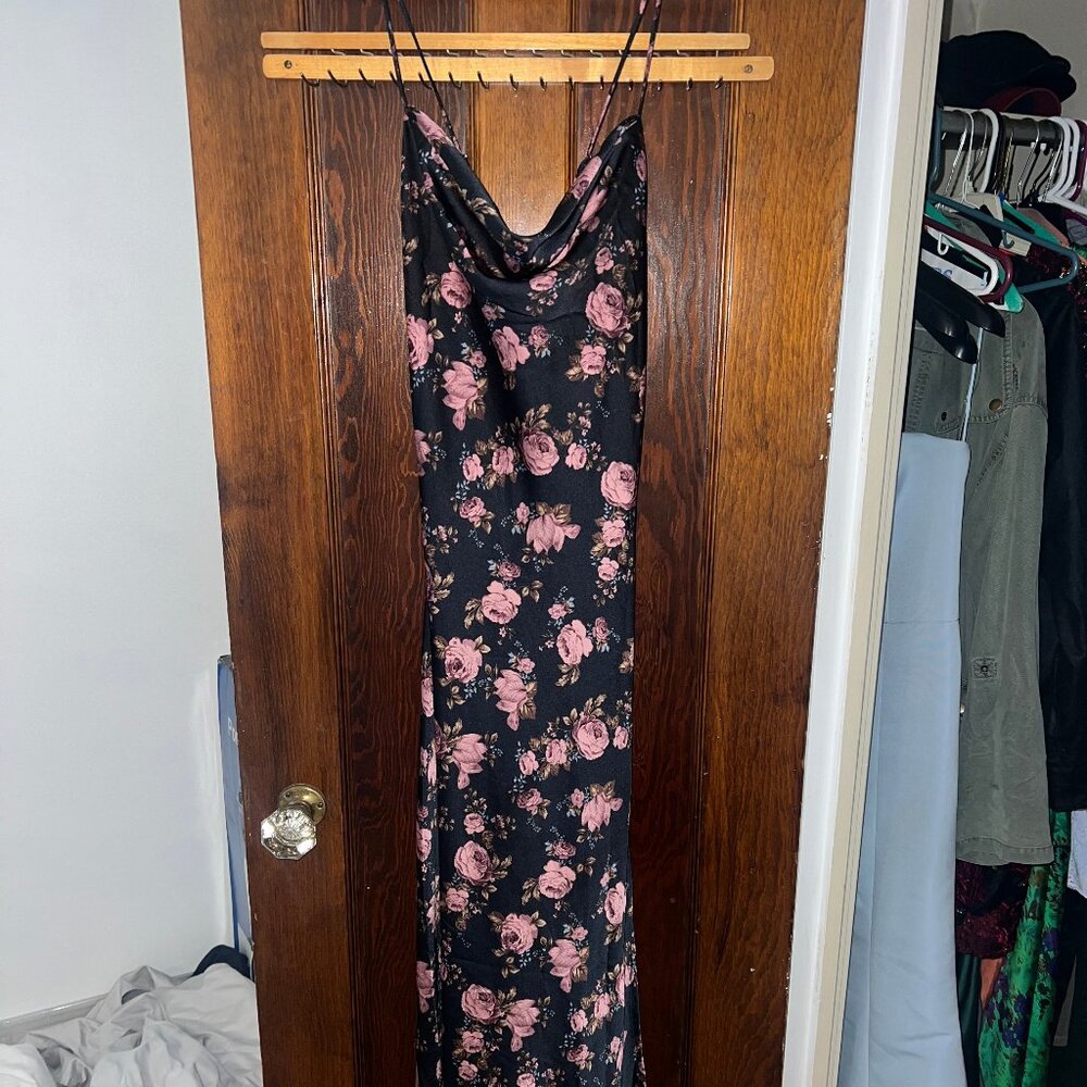 Astr the Label Gaia Navy Floral Dress Size Small